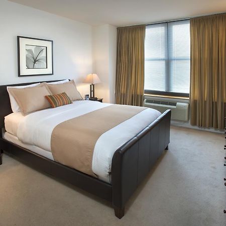 Grove Pointe - A Premier Furnished Apartment เจอร์ซีย์ซิตี้ ภายนอก รูปภาพ