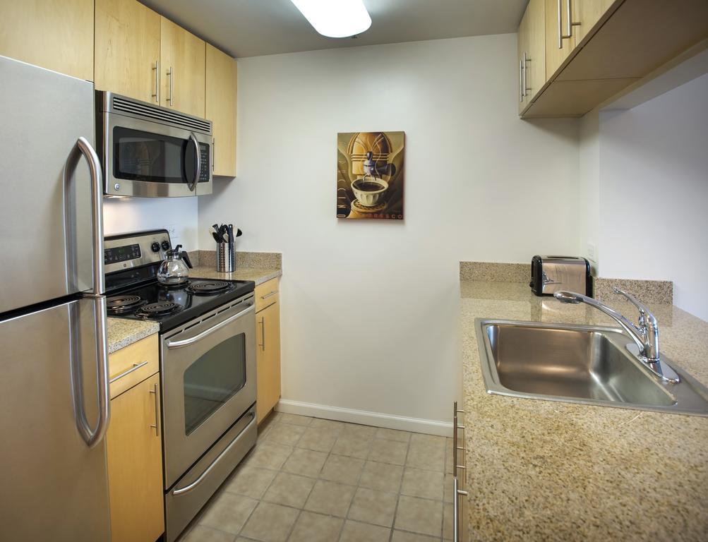 Grove Pointe - A Premier Furnished Apartment เจอร์ซีย์ซิตี้ ห้อง รูปภาพ